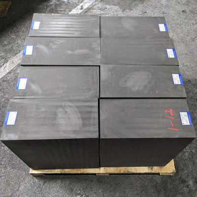Bloque de grafito de sinterización artificial de alta densidad 1.81 g/cm3 105 MPa Resistencia a la compresión