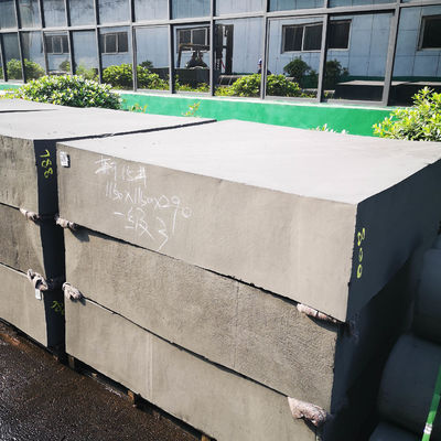El uso del silicio en el cultivo de 1.81 Bloque de grafito isostático de densidad para partes de zona caliente